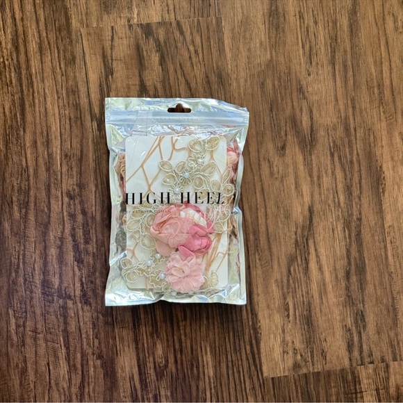 Free People Accessories - Free people Abundant Elegance fishnet tights